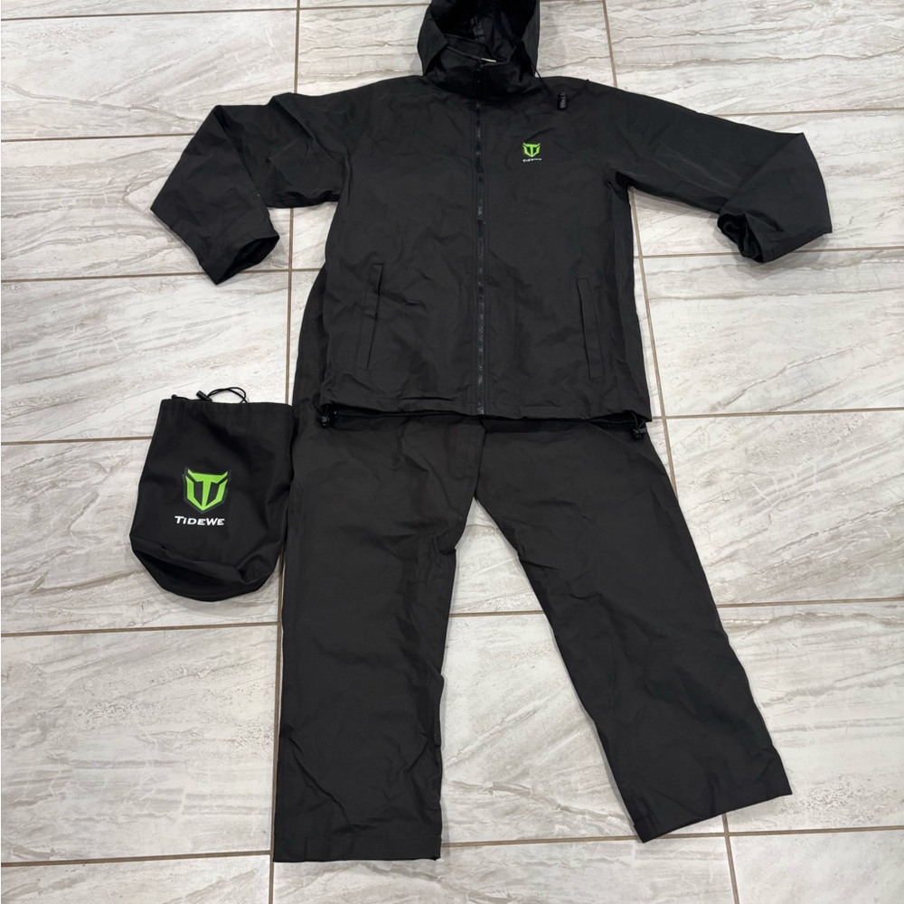 TIDEWE Rain Suit, Waterproof Breathable Lightweight 2 Pieces Rainwear  Small